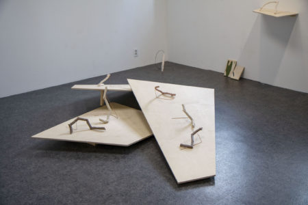 Sun-Kyung Ji, reodered time, 2018, installation ceramic, wood panel